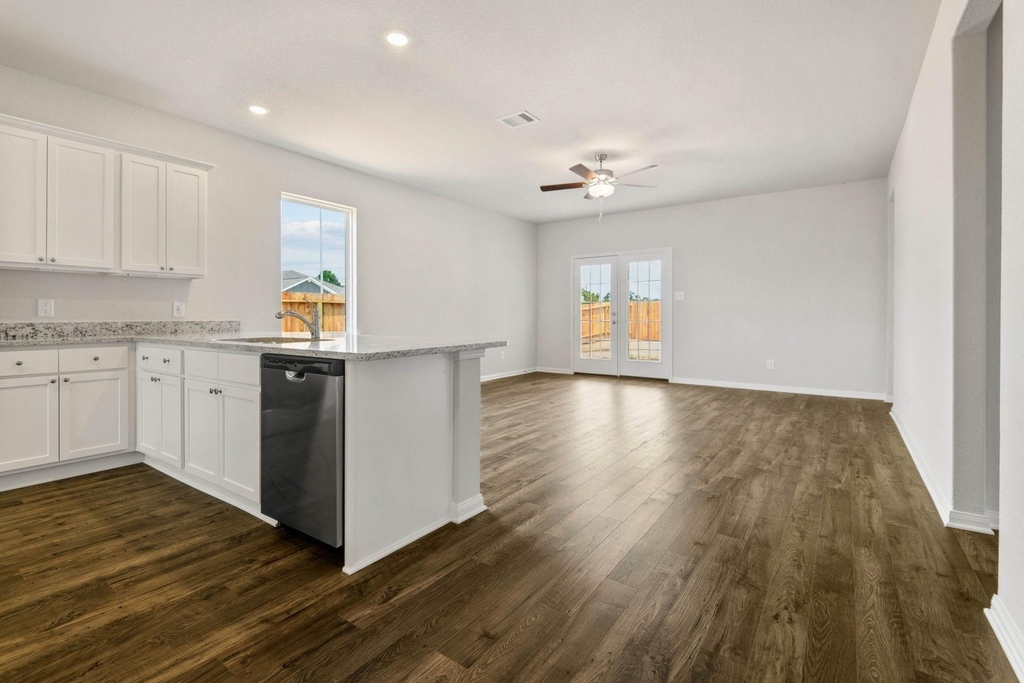 701 Jasmine Ridge Lane - Photo 3
