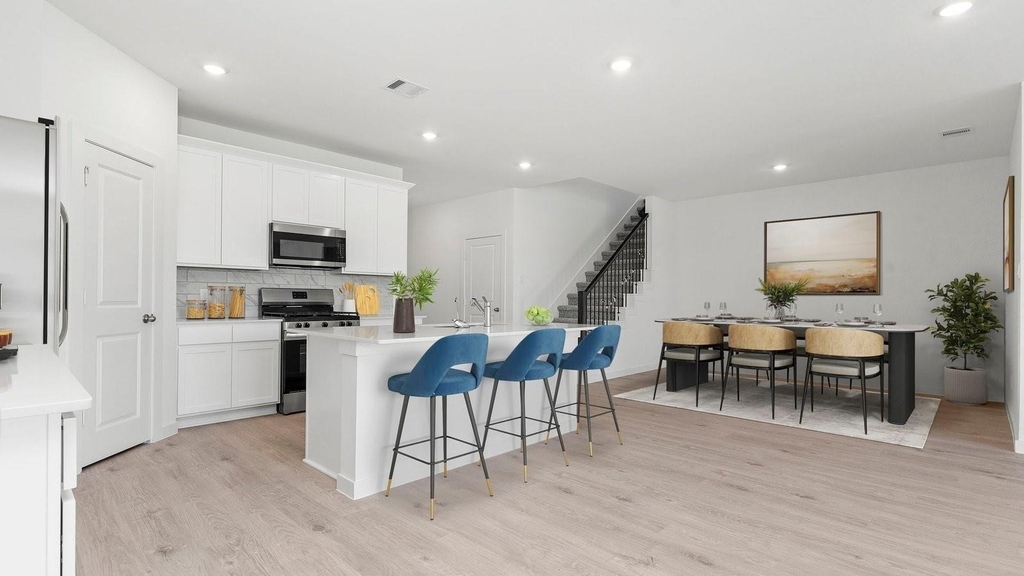 3306 Bonnie Heights Street - Photo 1