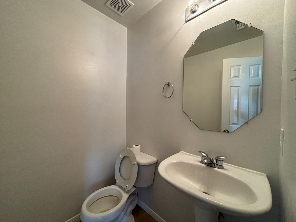 6511 Dogwood Park Lane - Photo 8