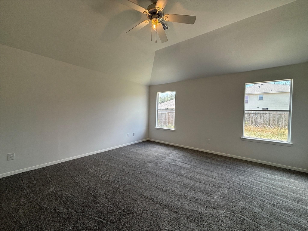6511 Dogwood Park Lane - Photo 9