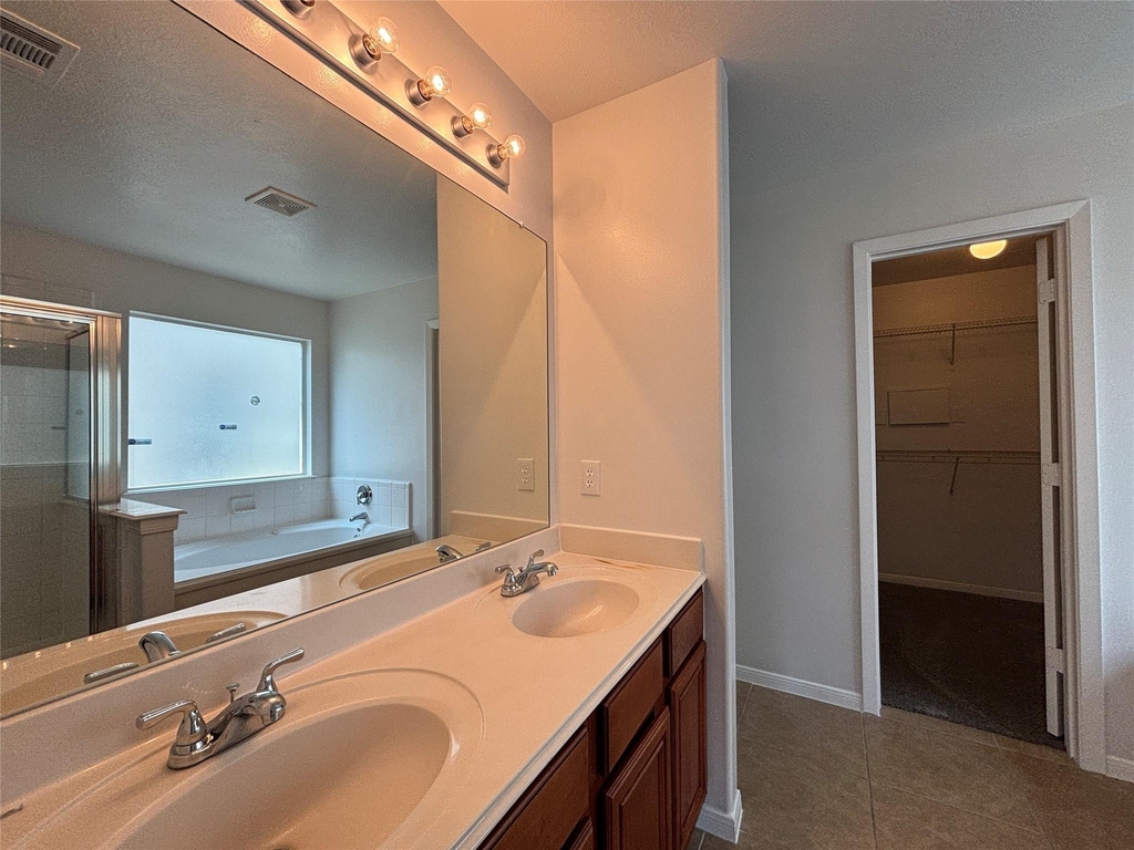 6511 Dogwood Park Lane - Photo 13