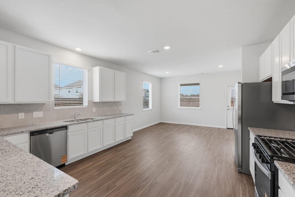2405 Bray Head Drive - Photo 19