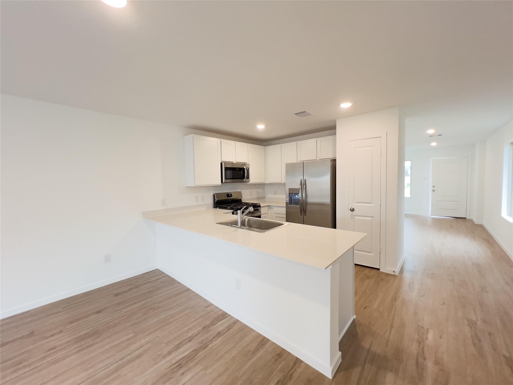 18547 Cepagatti Drive - Photo 2