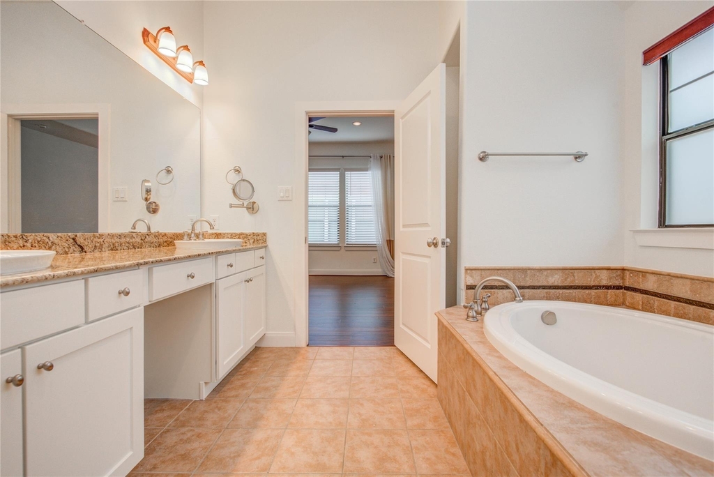 2414 Charleston Street - Photo 30
