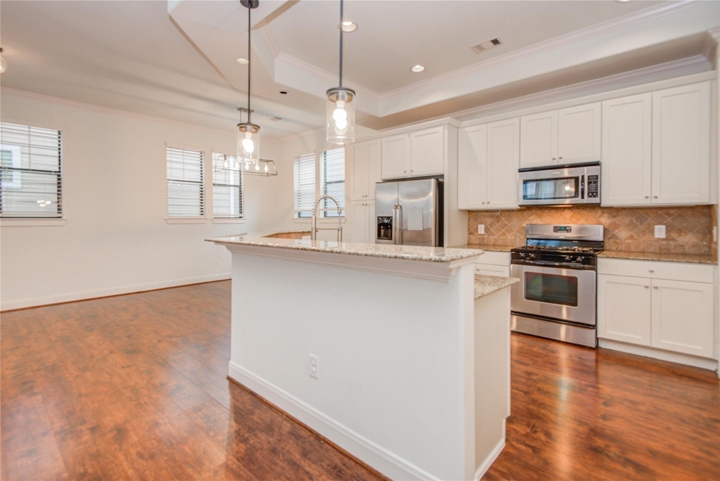 2414 Charleston Street - Photo 12