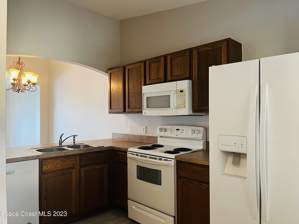 4595 Radiant Way - Photo 4