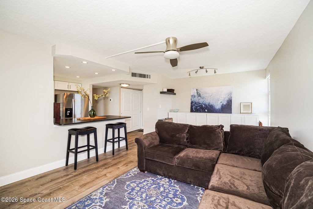 4700 Ocean Beach Boulevard - Photo 1