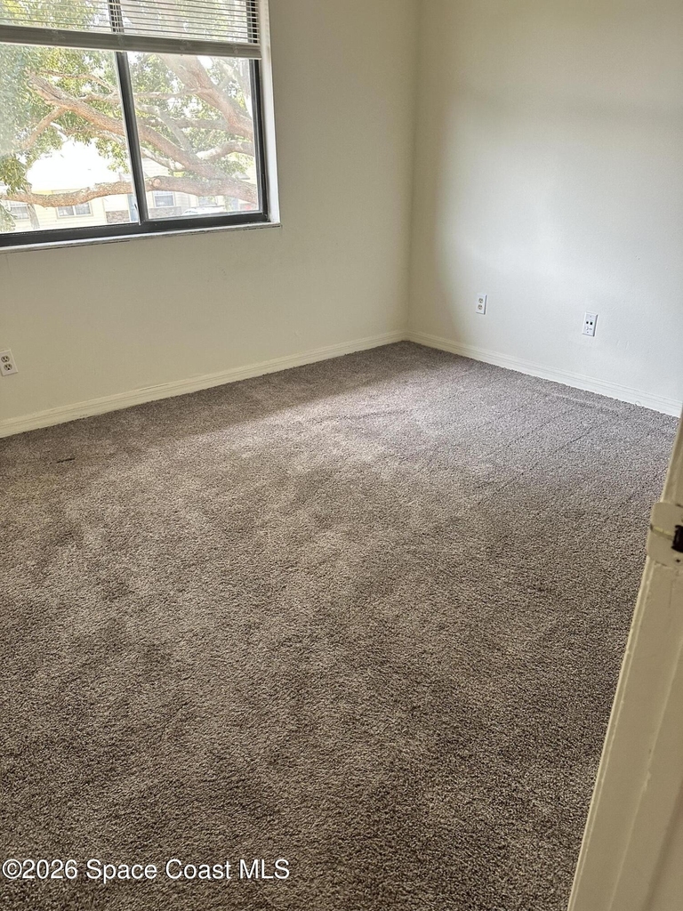 901 Hickory Street - Photo 5
