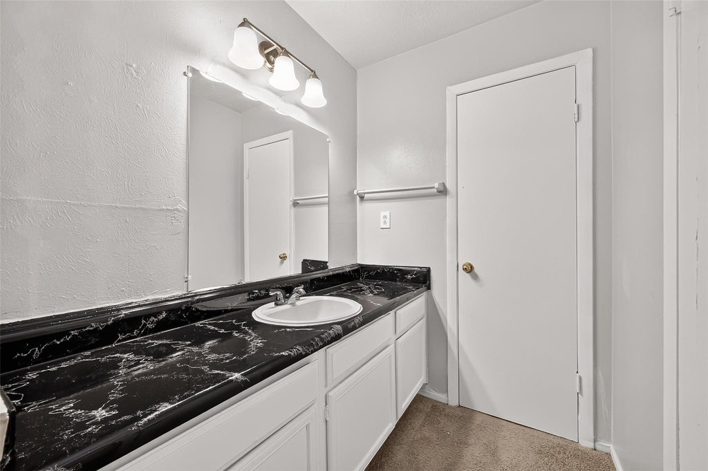 24050 Spring Briar Lane - Photo 27