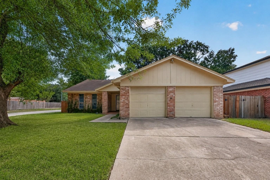 24050 Spring Briar Lane - Photo 0
