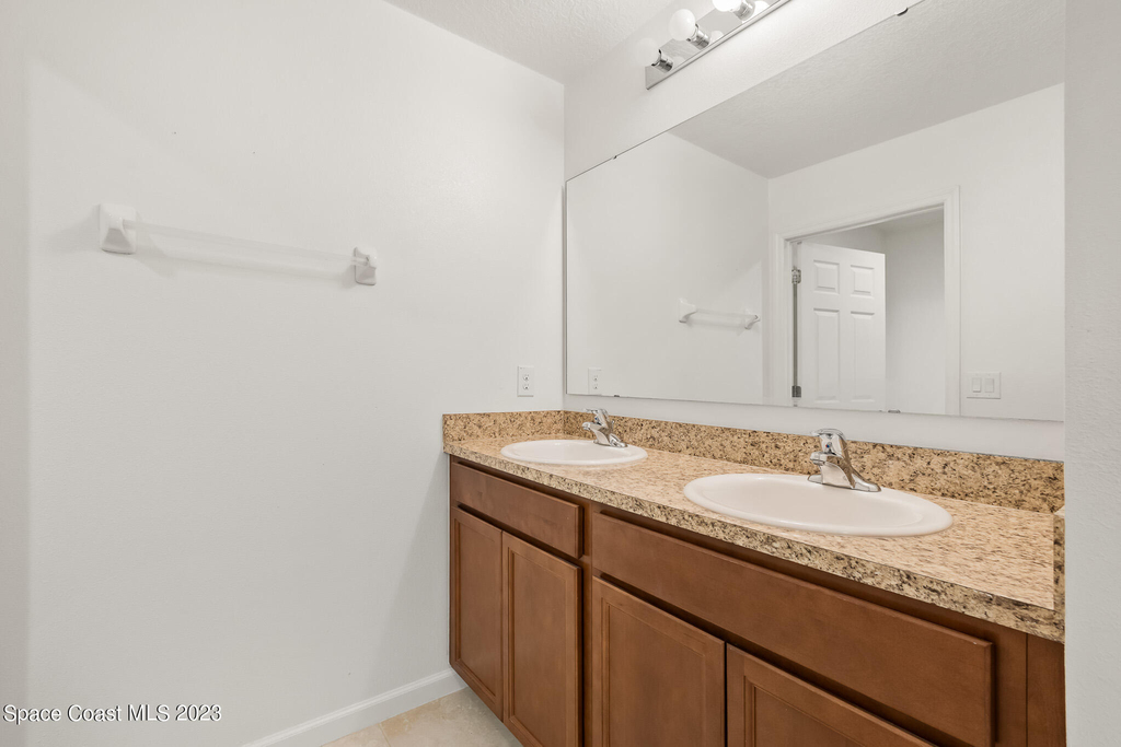 4637 Amaca Bay Lane - Photo 27