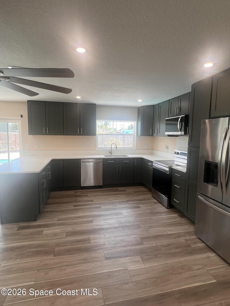 511 Palm Avenue - Photo 5