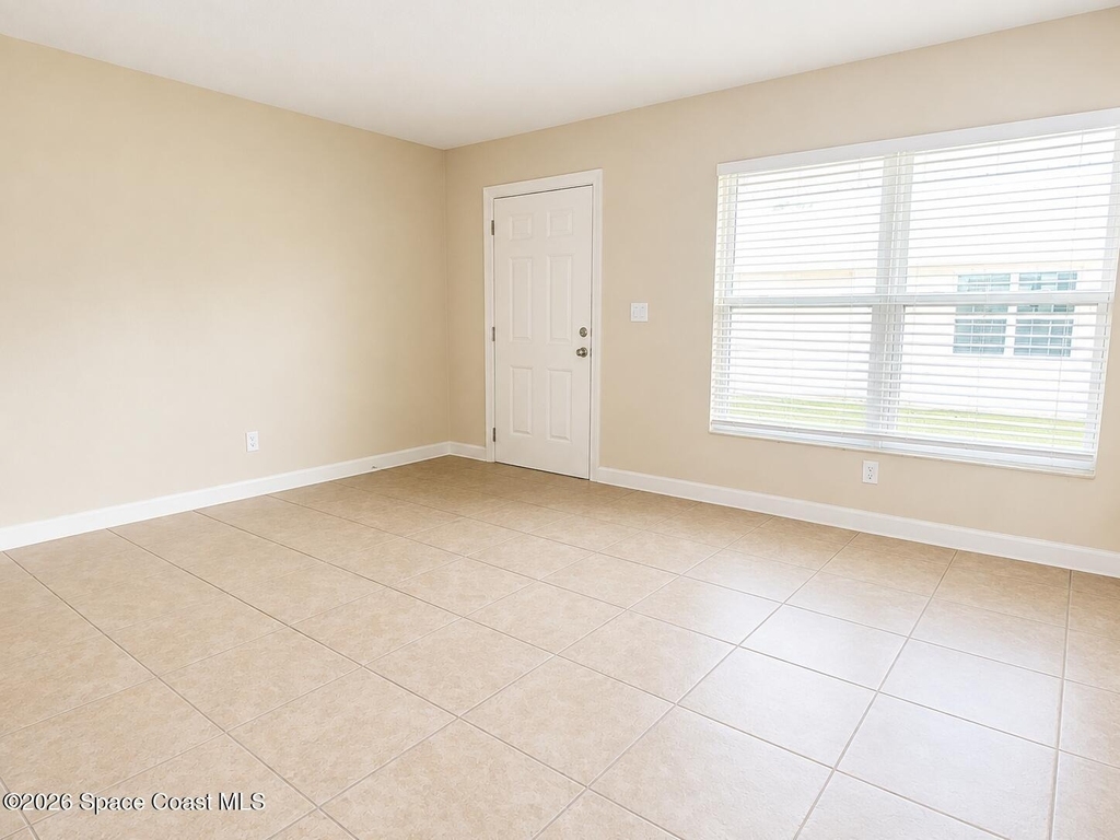 103 Lagrange Avenue - Photo 6