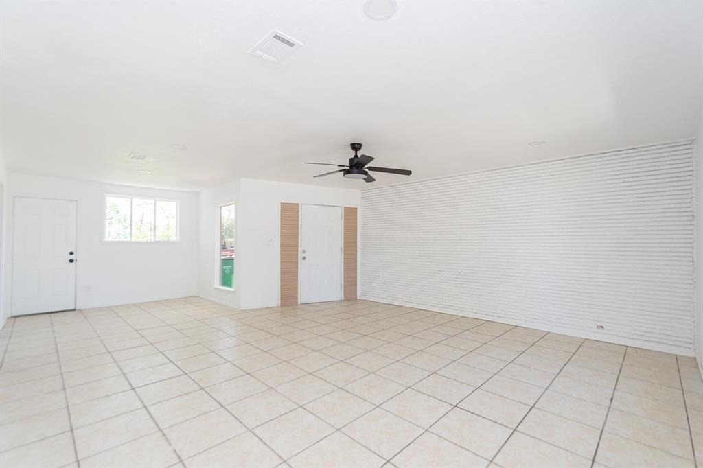 312 N Gaillard Street - Photo 4