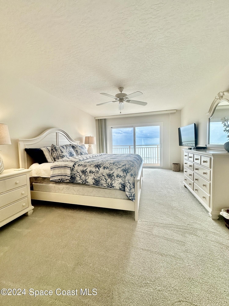 6770 Ridgewood Avenue - Photo 13