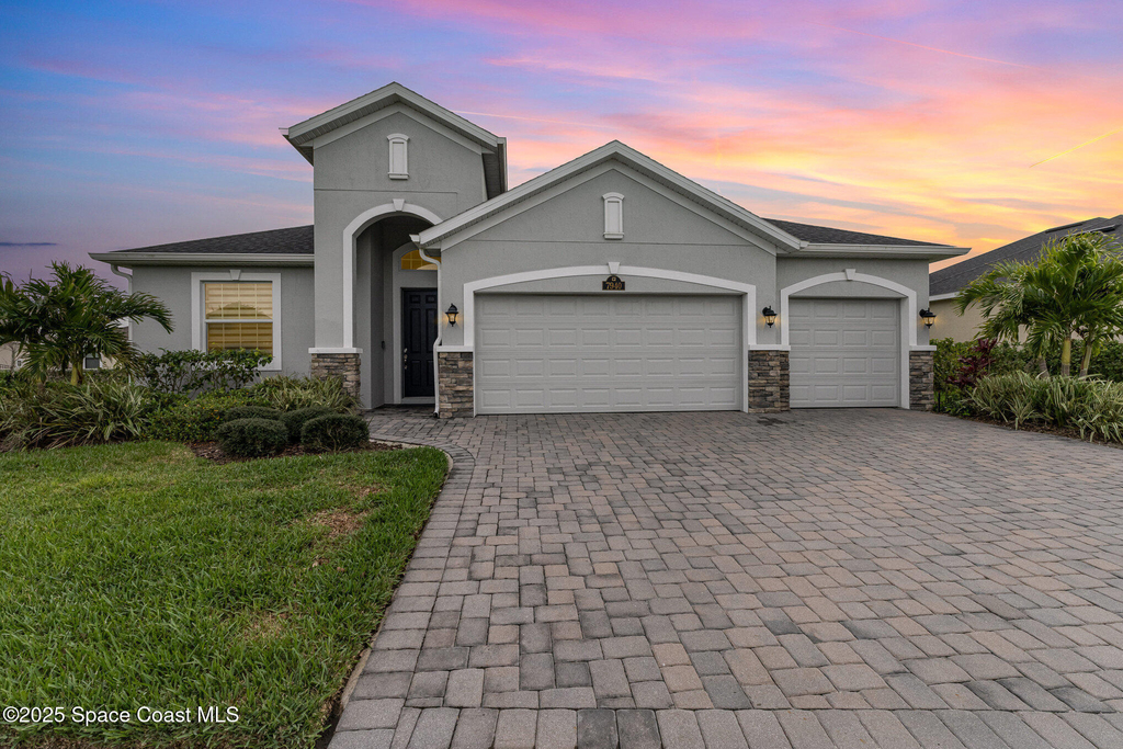 7940 Sedem Place - Photo 44