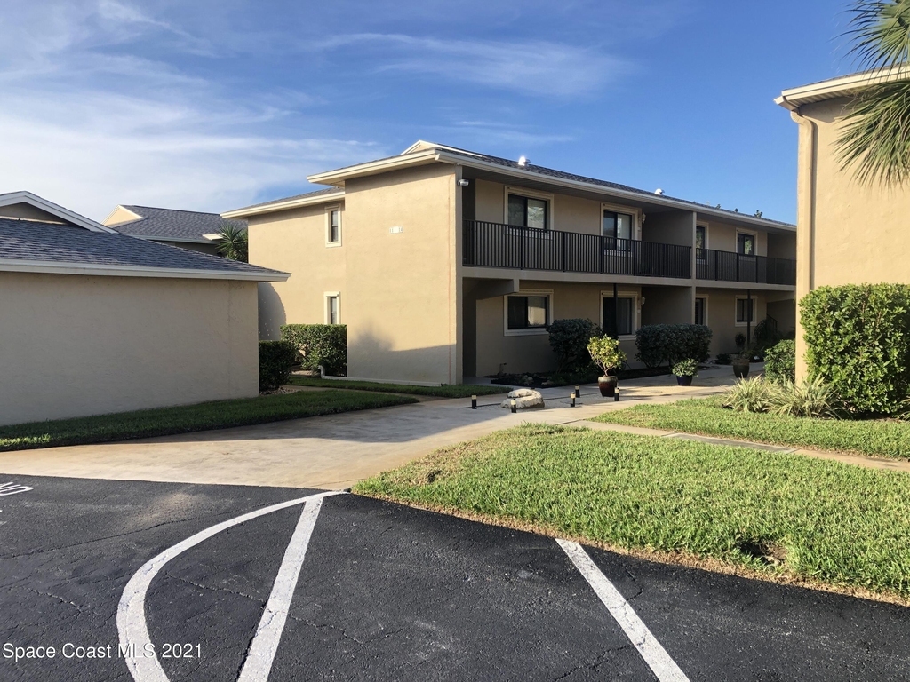 110 Desoto Parkway - Photo 0