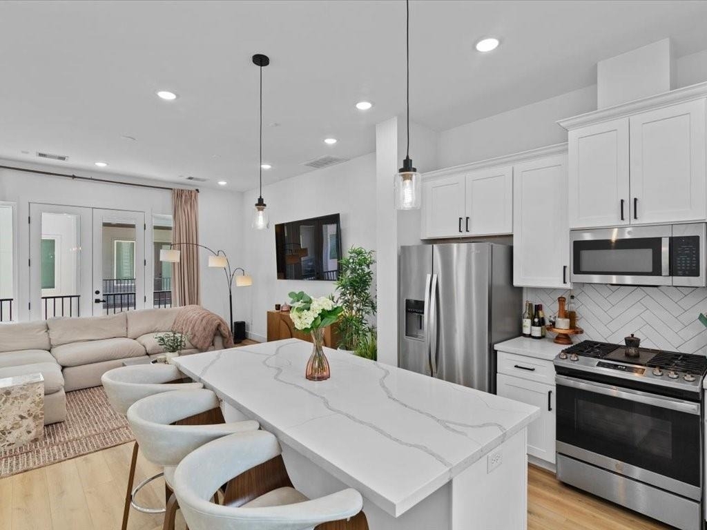 3026 Live Oak Street - Photo 2