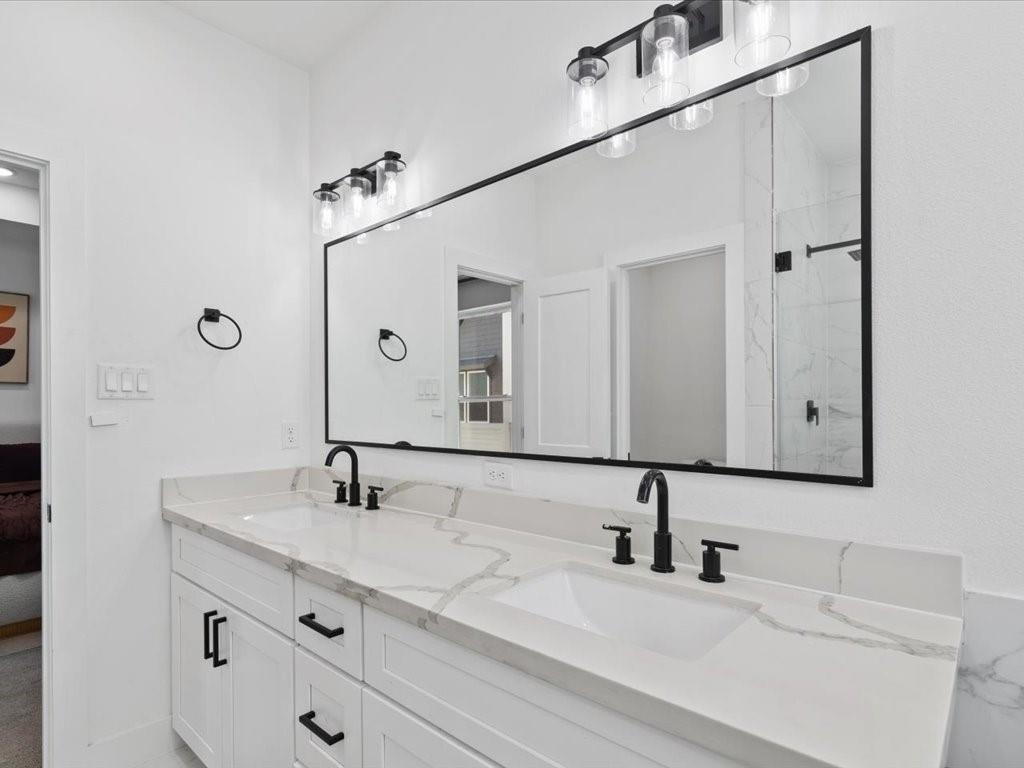 3026 Live Oak Street - Photo 3