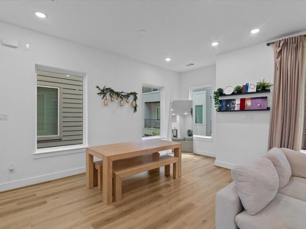 3026 Live Oak Street - Photo 11