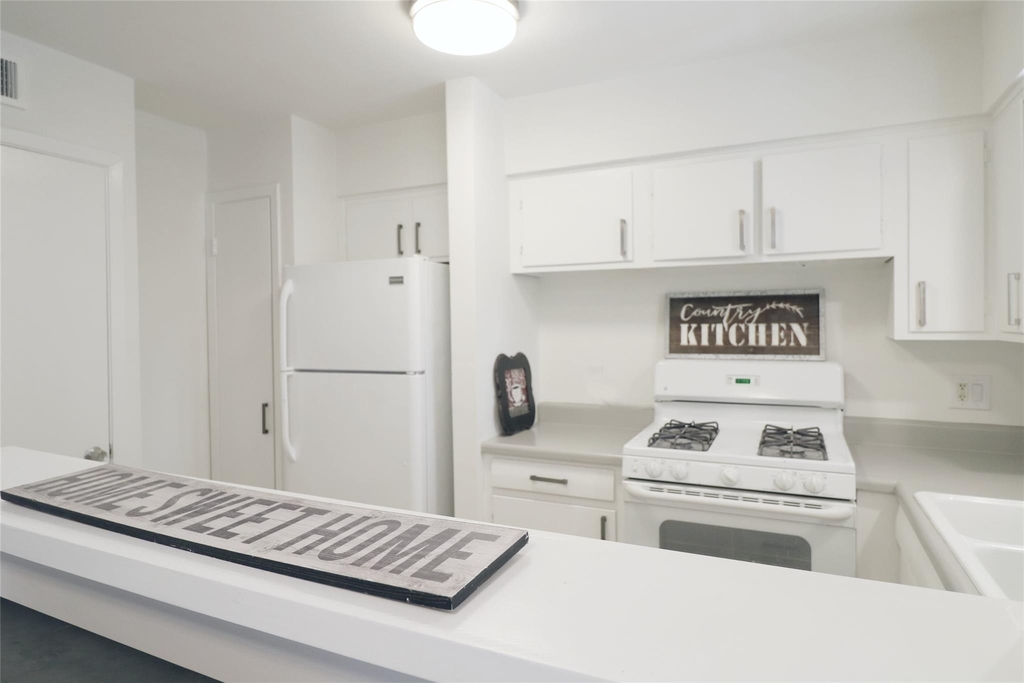 614 Kipling St Street - Photo 6