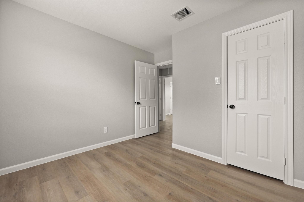 4106 White Street - Photo 5