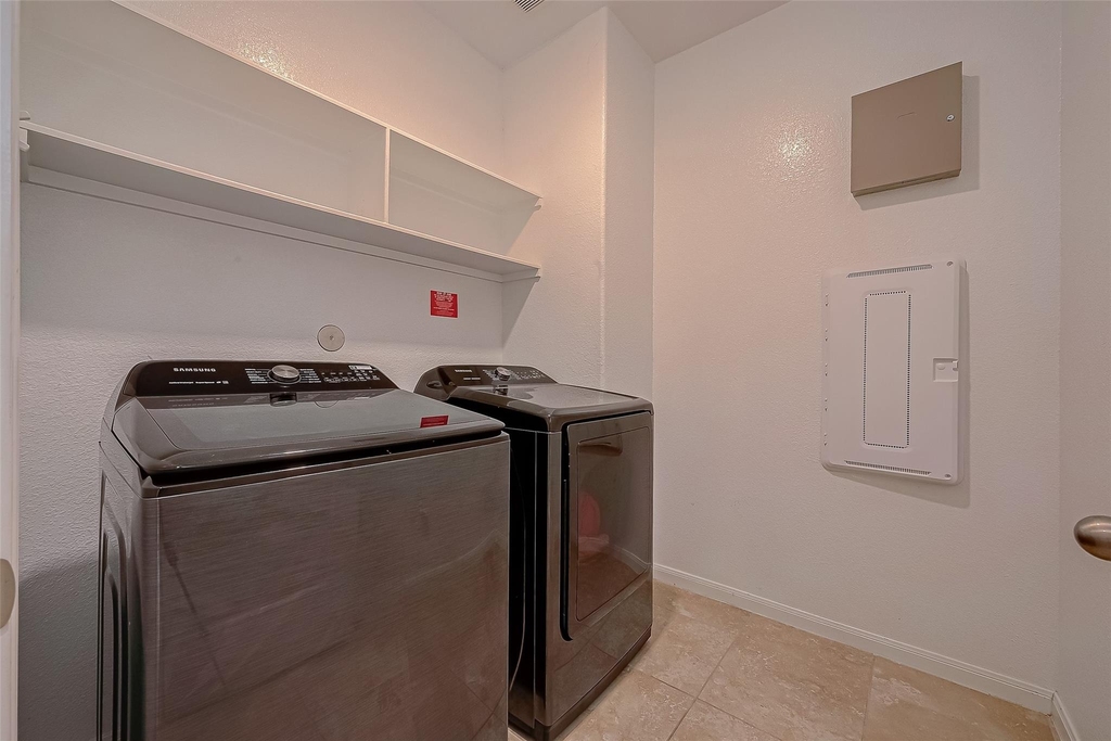 21514 Autumn Summit Street - Photo 9
