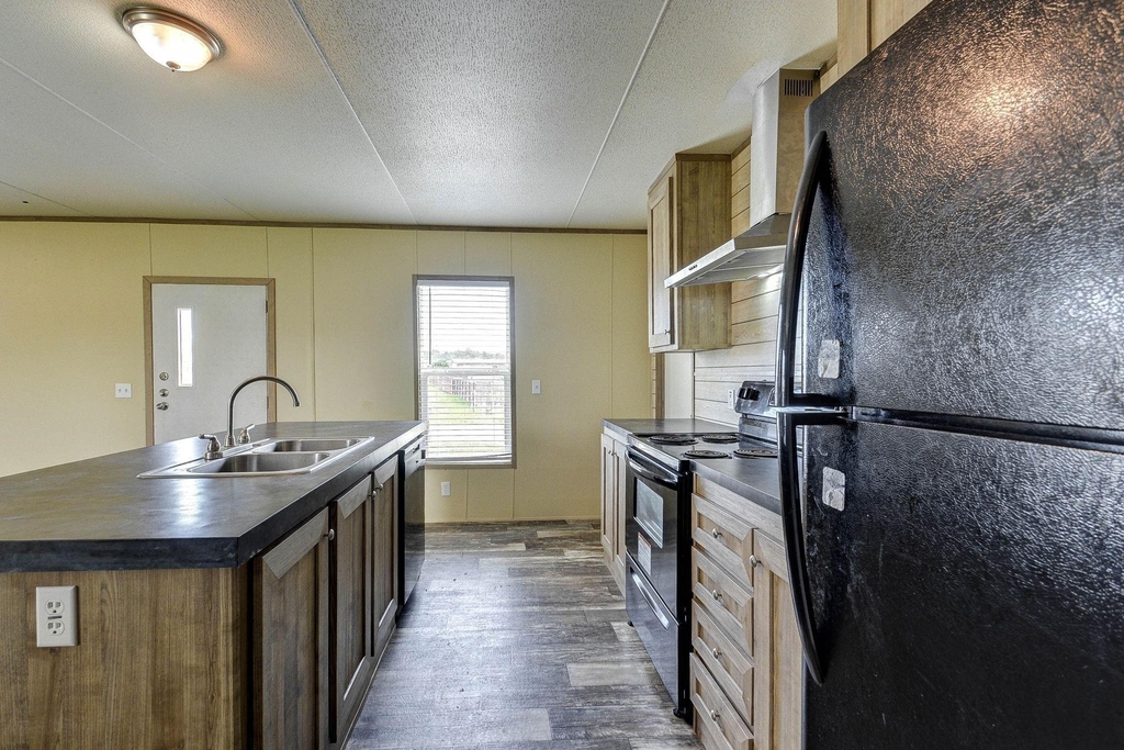 2245 Ben Boulevard - Photo 19