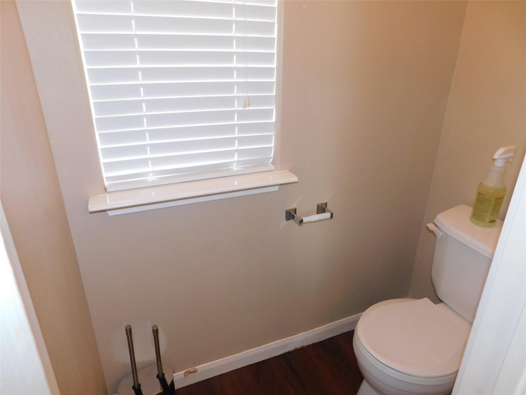 2710 Grants Lake Boulevard - Photo 11