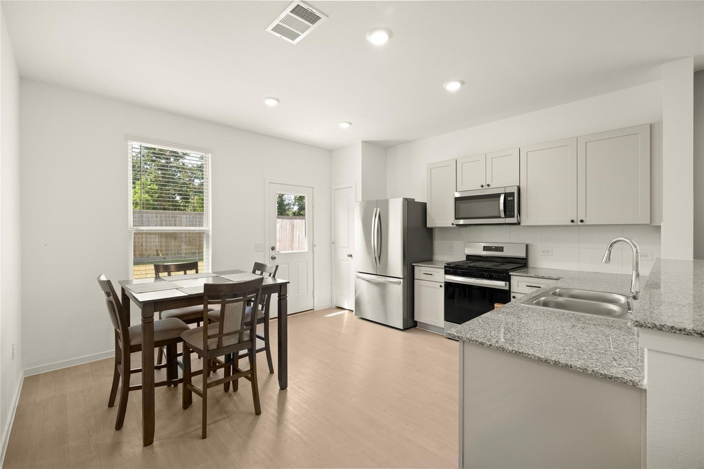 16956 Juniper Blossom Bend - Photo 3