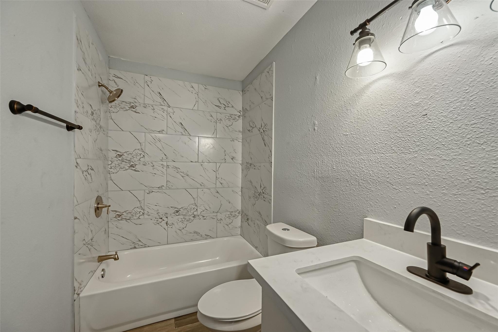 8623 Valley Forest Drive - Photo 20
