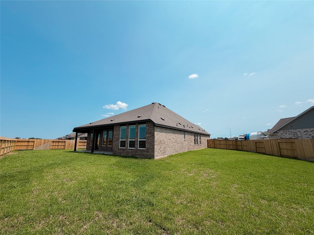 2503 Pine Bluff Drive - Photo 15