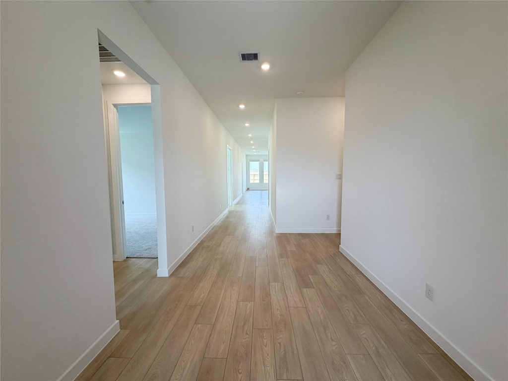 2503 Pine Bluff Drive - Photo 9