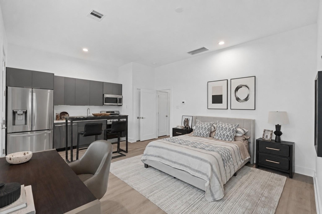 1117 Ennis Street - Photo 6