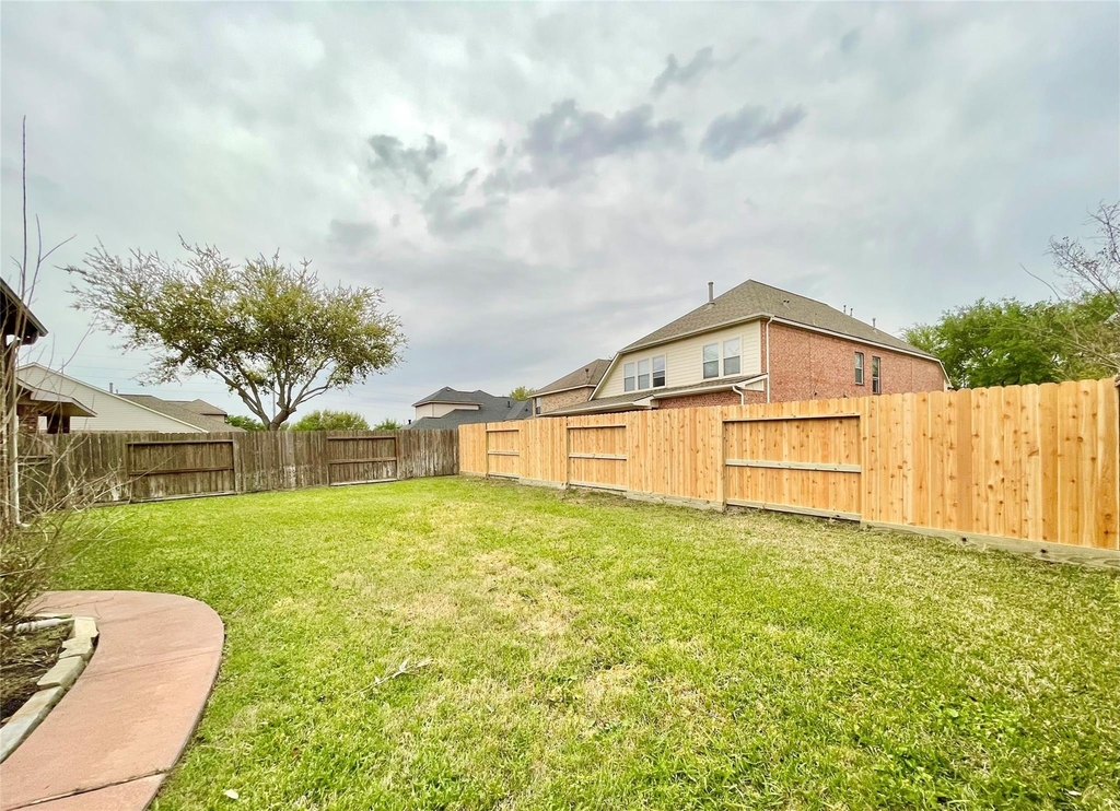 24502 Forenza Court - Photo 19