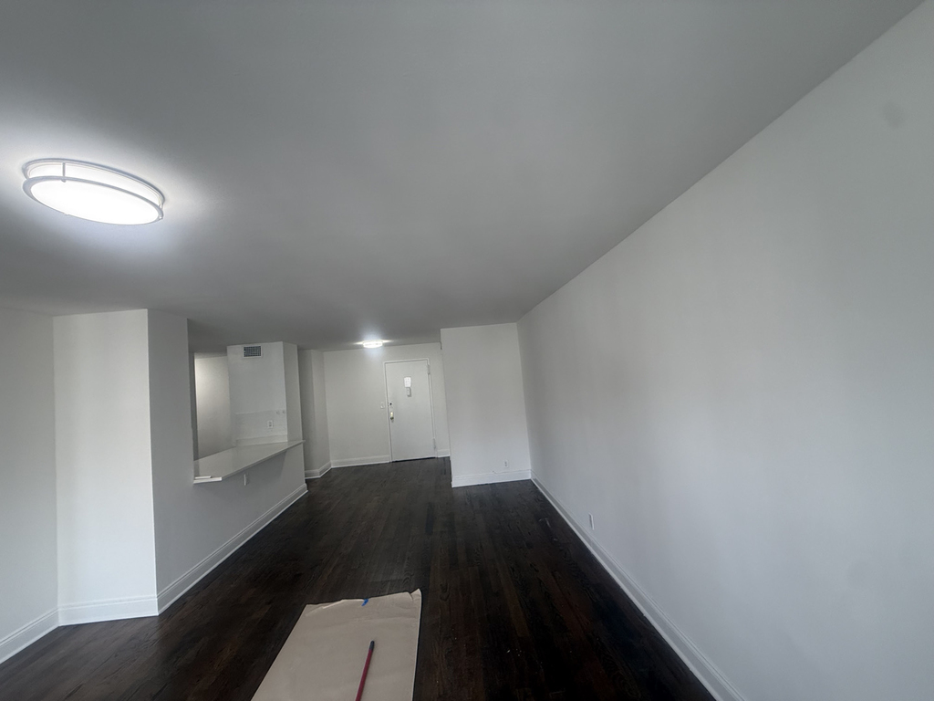 400 East 89th Street - Photo 3