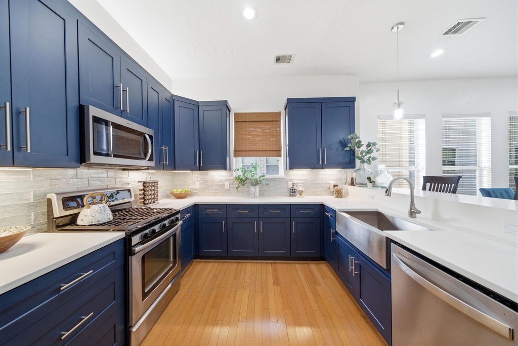 1910 Fletcher Street - Photo 16