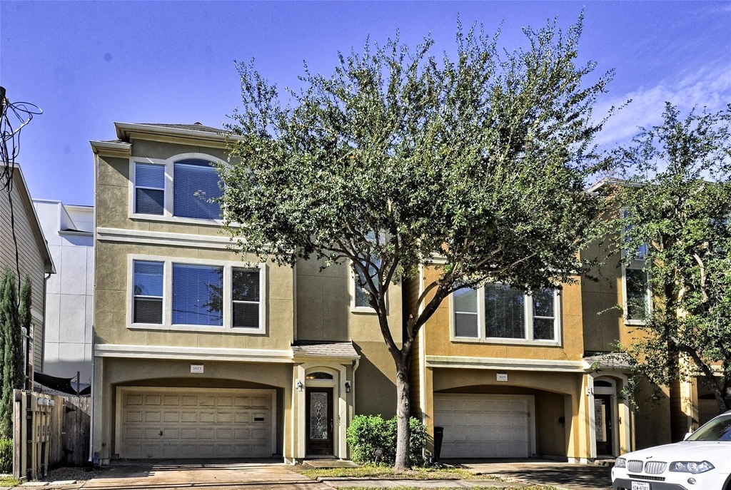 1613 Detering Street - Photo 0