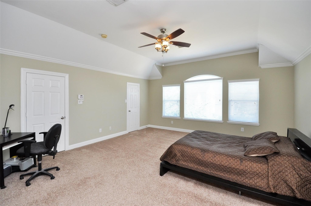 1613 Detering Street - Photo 18