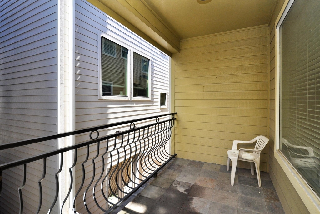 1613 Detering Street - Photo 27
