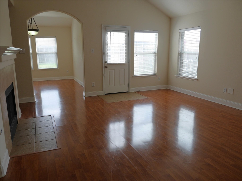 7911 Burning Oak Lane - Photo 20