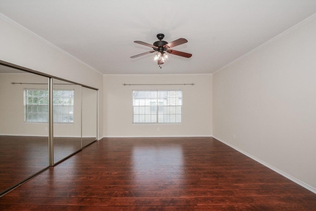 664 Wilcrest Drive - Photo 13