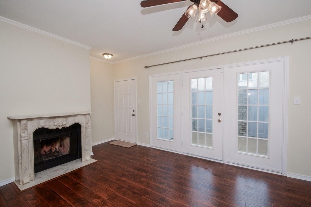 664 Wilcrest Drive - Photo 4