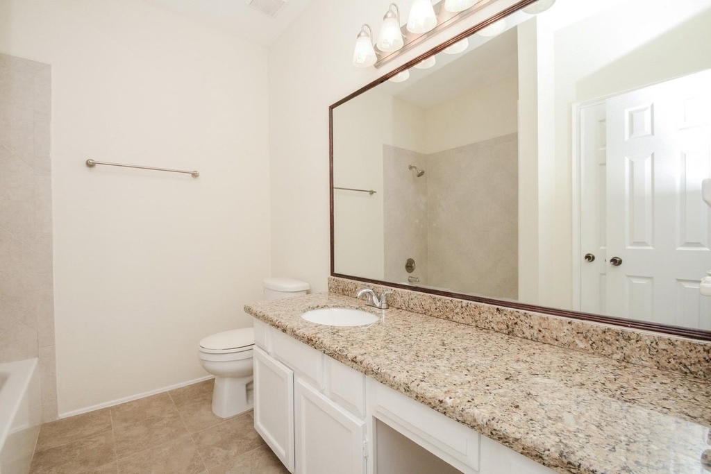 664 Wilcrest Drive - Photo 12