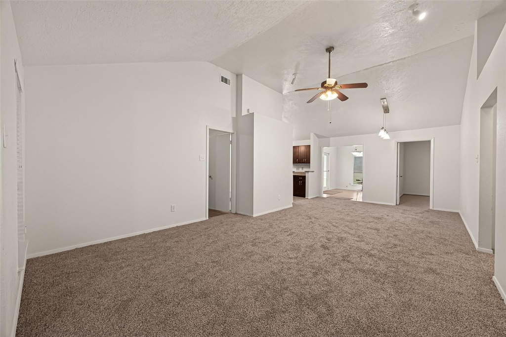 2714 S Brompton Drive - Photo 6