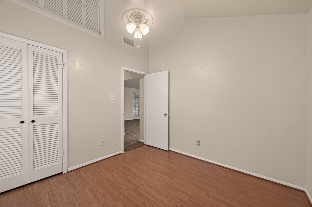 2714 S Brompton Drive - Photo 25