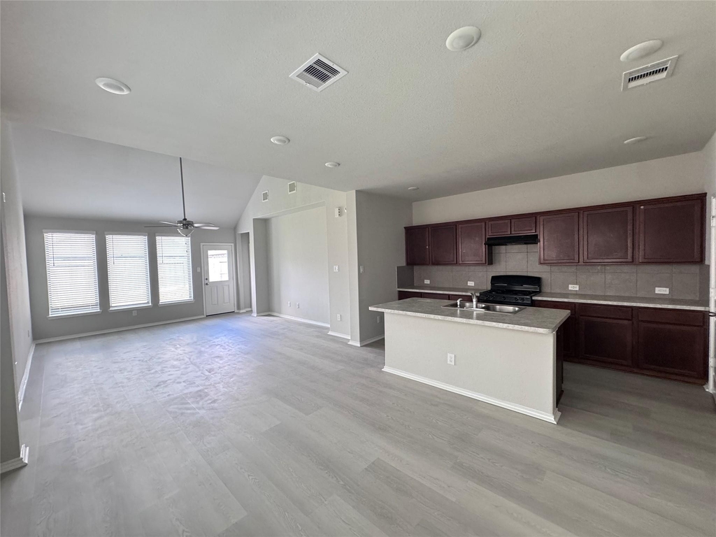 10827 Cassiopeia Creek - Photo 16