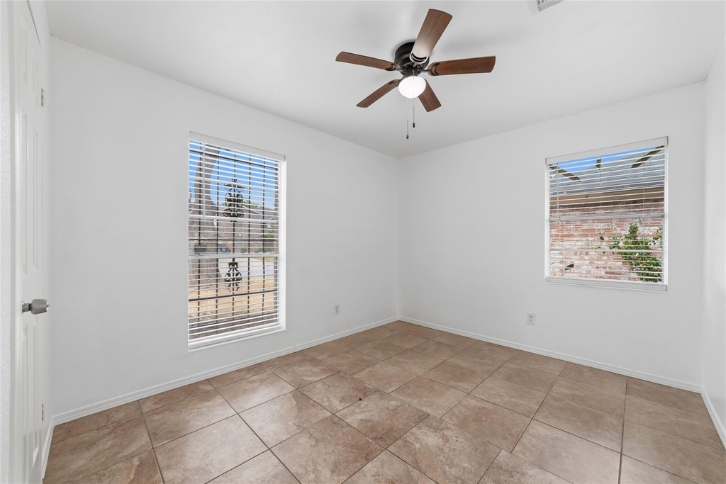 11311 Hazen Street - Photo 17