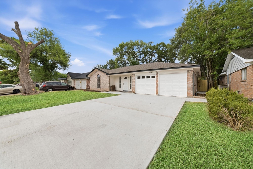 11311 Hazen Street - Photo 1