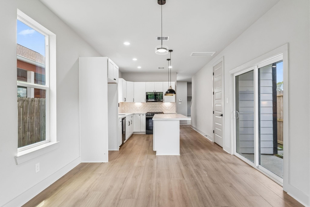 8027 Betty Boop Street - Photo 13